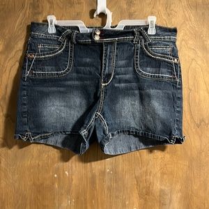 Angels Jean Shorts - Size 22